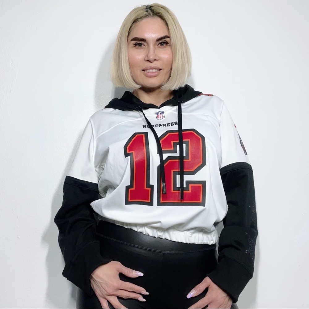 UpCycled #12 Tom Brady Buccaneers White Jersey Glitter Stars Long Sleeves XL